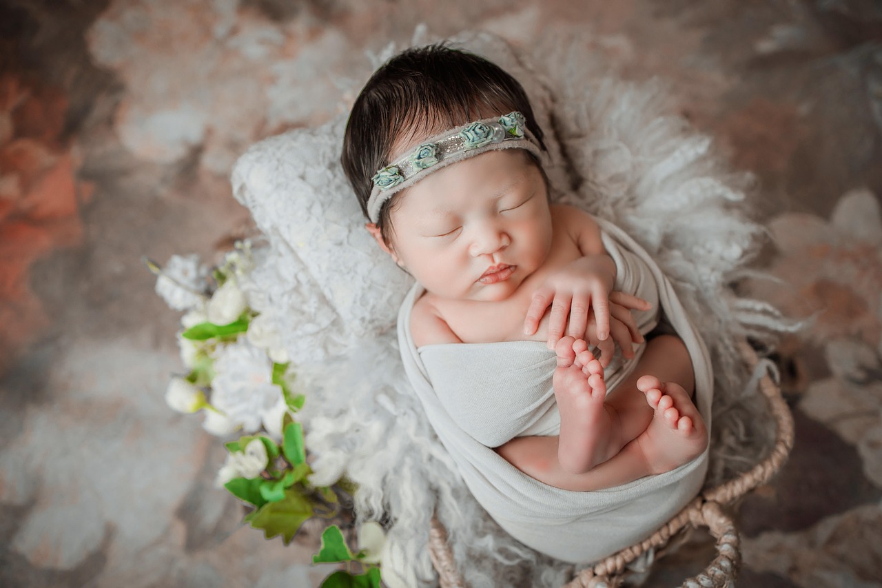 newborn baby studio